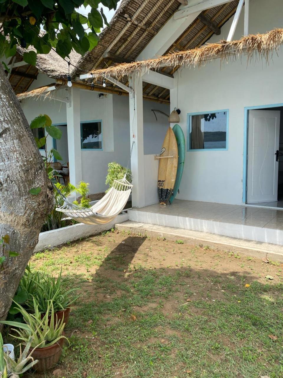 Hotel Surf Shack Grupuk Bumbang Exterior foto