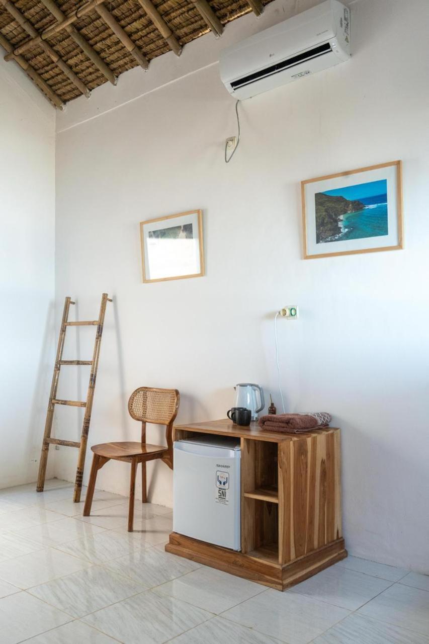 Hotel Surf Shack Grupuk Bumbang Exterior foto